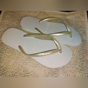 NWOT Havaianas White Flip Flops Sandals Size 37/38 7/8